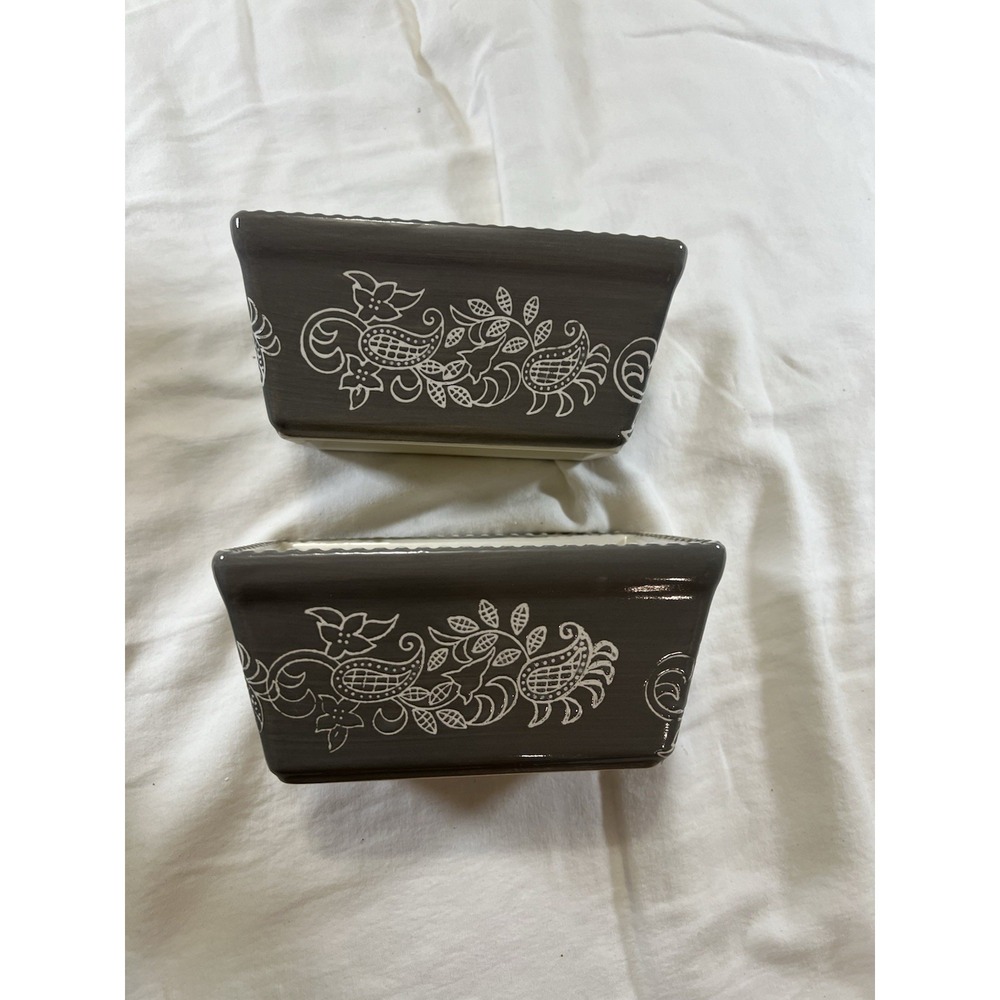 Baum Gray Floral Stoneware Mini Loaf Pans Set of‎ 2 Oven Safe Beaded Rim Modern - Picture 6 of 11